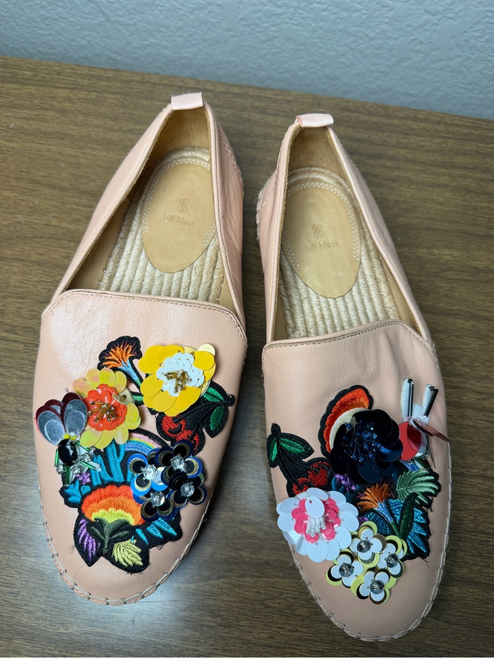 Bill Blass Floral Embellished Leather Espadrille Loafers Pink Shoes Size 9 - Picture 6 of 12